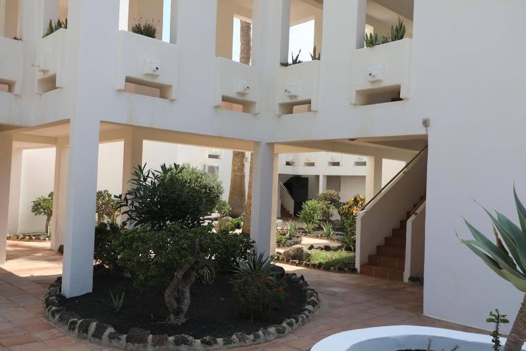 Casa Linda 2 Bed Apartment In Costa Teguise Kültér fotó